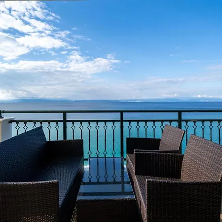 Semesterbostad Azure *